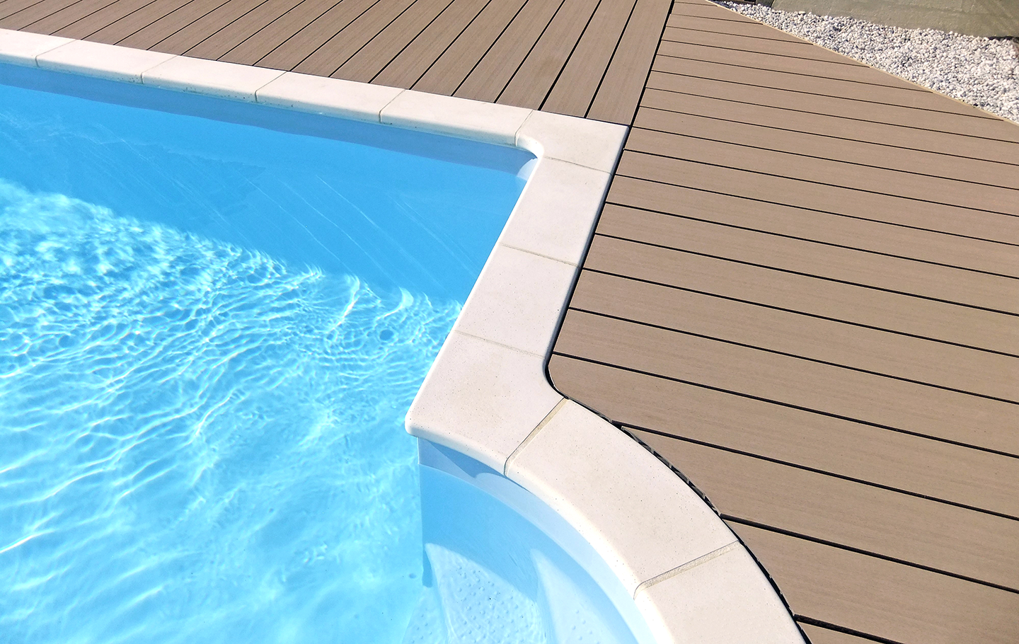 terrasse composite teinte brune contour piscine terrasse composite teinte brune contour piscine