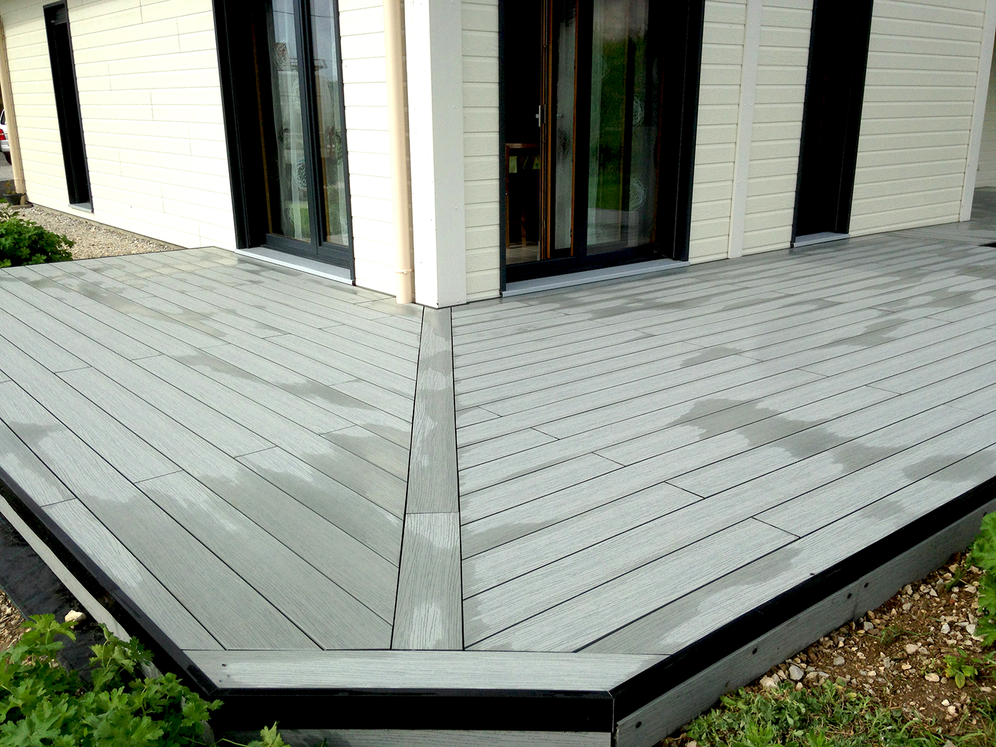 terrasse composite grise